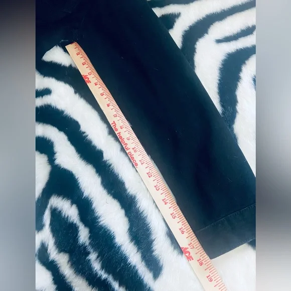 NWT Women’s cropped Black Denim Jean Jacket Sz 3X - Picture 6 of 10